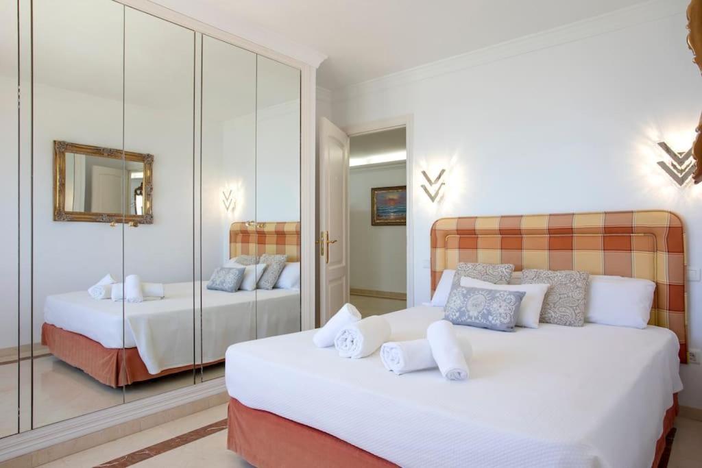 Estepona Luxury Seafront Penthouse With Parking 외부 사진