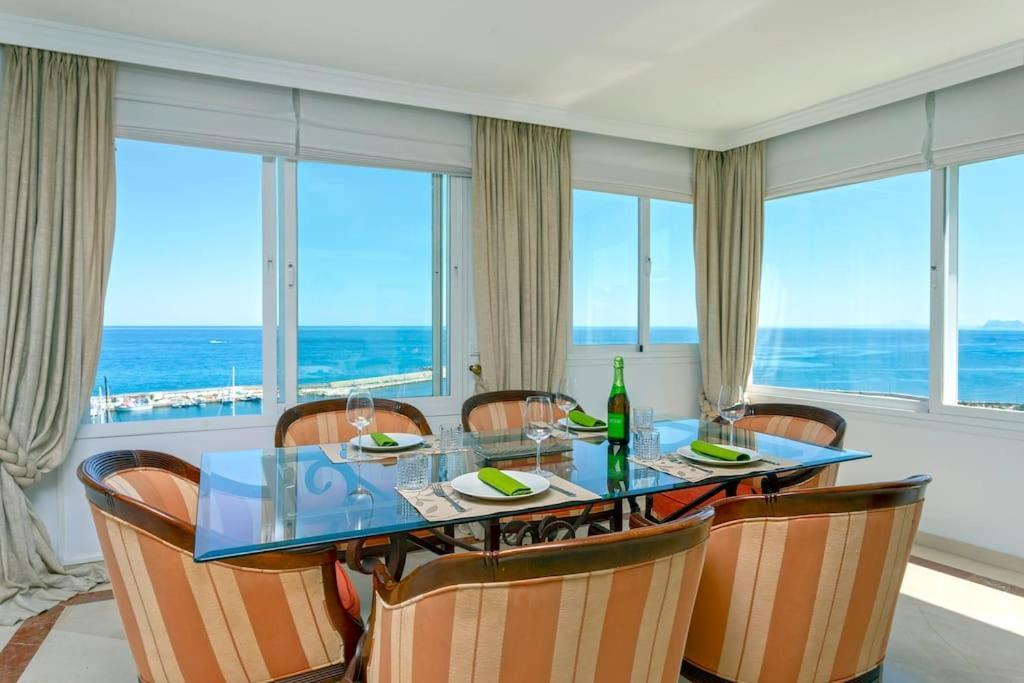 Estepona Luxury Seafront Penthouse With Parking 외부 사진